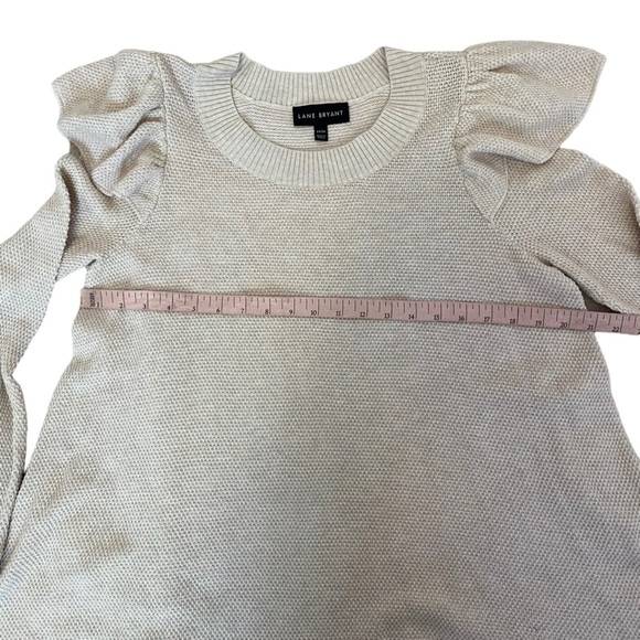 Lane Bryant 14/16 Women’s Sweater Ruffle Asymmetrical Oatmeal Color - Picture 5 of 10